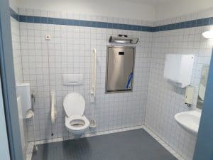 Seniorengerechtes barrierefreies Badezimmer